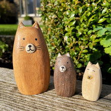 Wooden Family Of Three Cats
