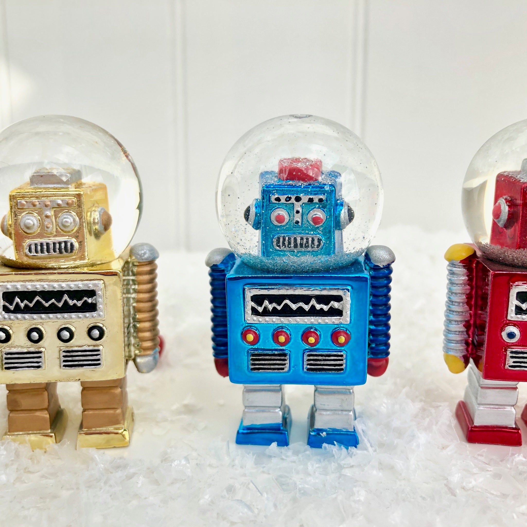Robot Snow Globe – Pink Pineapple Home & Gifts